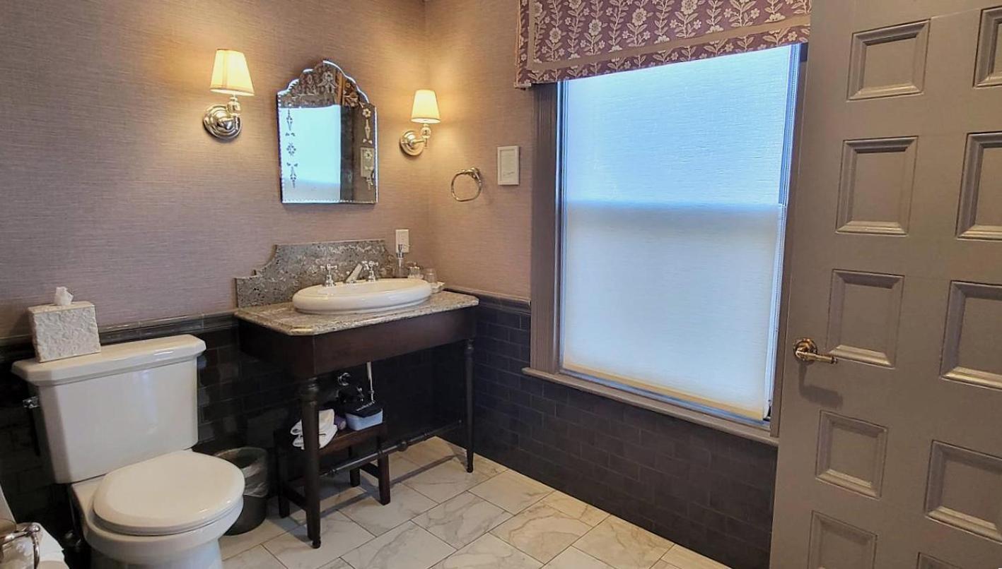 The New Victorian Mansion Bed & Breakfast Saint Paul Luaran gambar