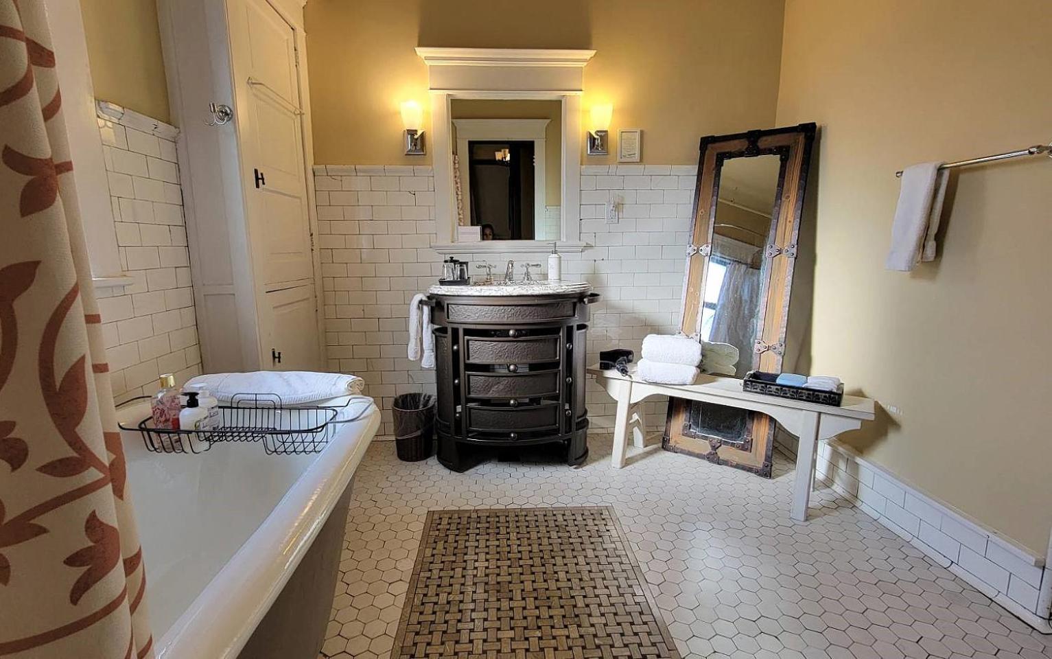 The New Victorian Mansion Bed & Breakfast Saint Paul Luaran gambar